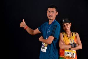 BIB: 4203
                            <button type="button" onclick="openModal(9296151)" class="btn btn-primary btn-sm float-right btn-popup" data-toggle="modal" data-target=".modal-high-quality">
                        <i class="fas fa-shopping-cart"></i> Add to Cart
                    </button>
                                            <button type="button" onclick="isThisMe(9296151, true)" class="btn btn-success btn-sm float-right btn-popup btn-isme hidden" data-toggle="tooltip" data-placement="bottom" title="นี่คือรูปของคุณใช่ไหม คลิกที่นี่เพื่อเอาเข้าอัลบั้ม">
                        <i class="fas fa-plus"></i> Add to album
                    </button>
                    <button type="button" onclick="isThisMe(9296151, false)" class="btn btn-warning btn-sm float-right btn-popup btn-isnotme hidden">
                        <i class="fas fa-ban"></i> Remove from album
                    </button>